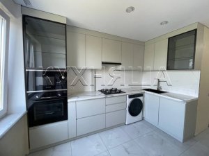 Кухни с крашенными фасадами МДФ