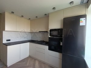Кухни с крашенными фасадами МДФ